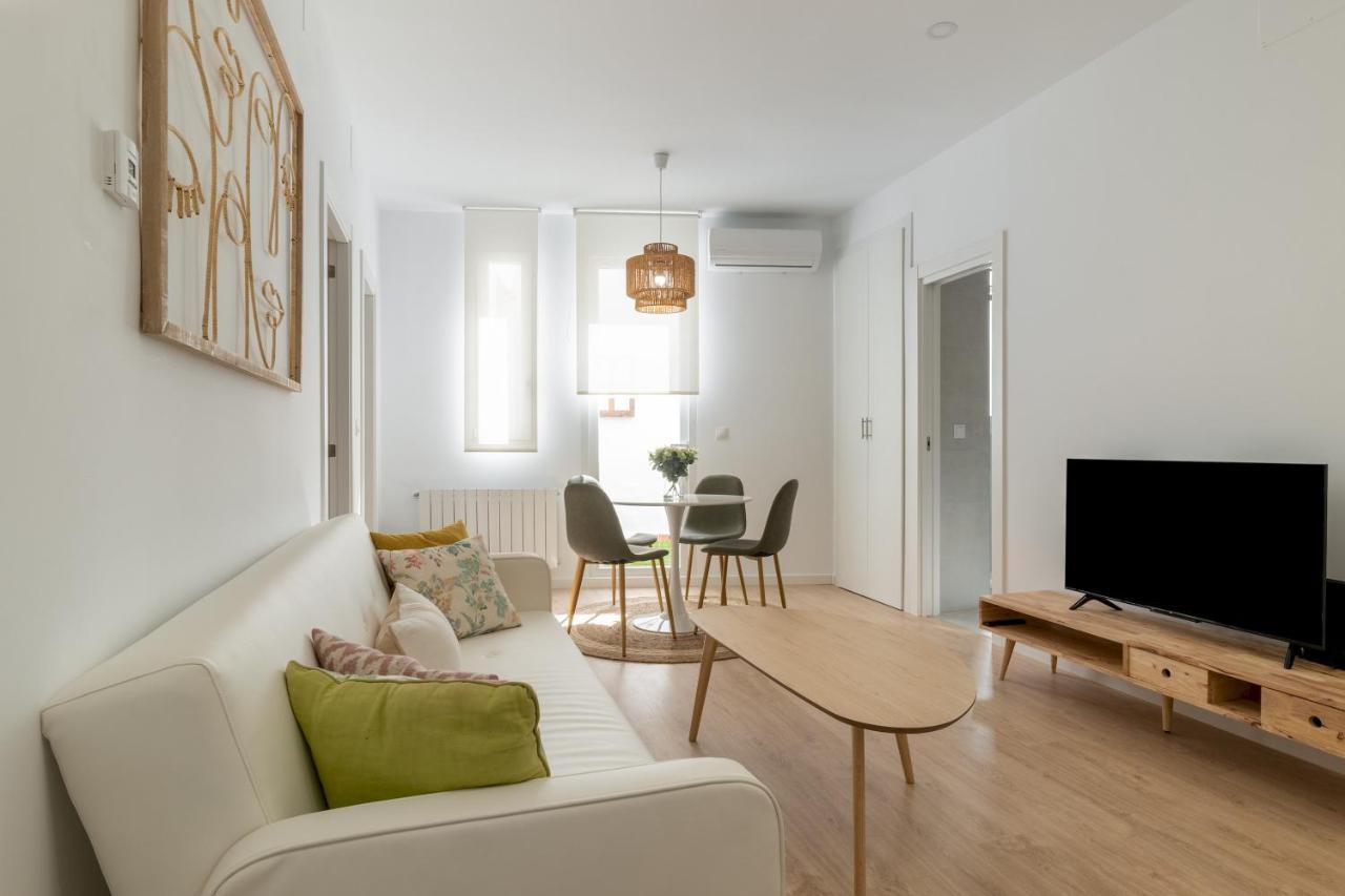2 Bedrooms 2 Bathrooms Furnished - Retiro - Refurbished - Mintystay Madrid Bagian luar foto
